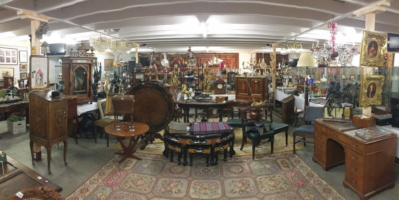 new years day 2019 sale auction room